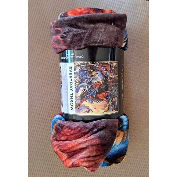 New Dragon Treasure Plush Throw Blanket Mystical Gift Dragons Gold Coins Jewels - Picture 3 of 3